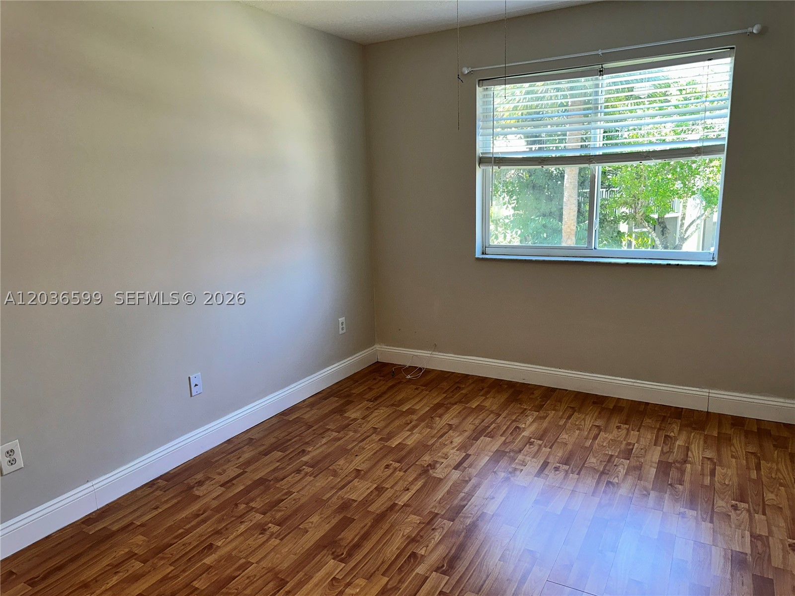 460 South Park Road, Unit 6203 Hollywood, FL 33021 - Photo 11 of 32 PRIMARY BEDROOM