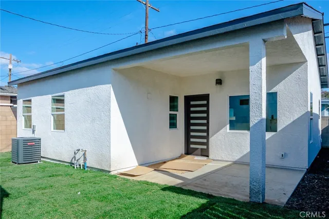 $950,000 | 5916 Walnut Avenue, Long Beach, CA 90805