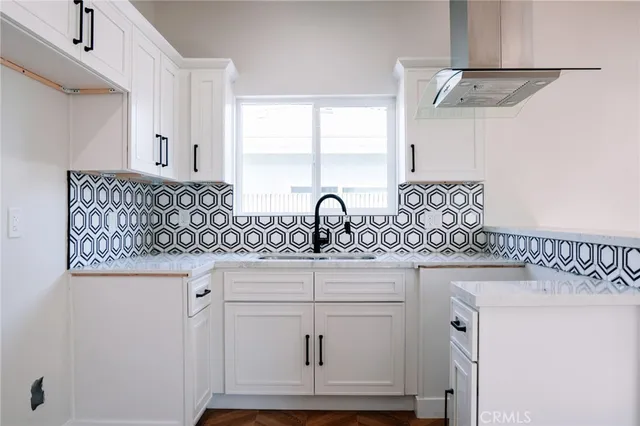 $950,000 | 5916 Walnut Avenue, Long Beach, CA 90805