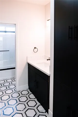 $950,000 | 5916 Walnut Avenue, Long Beach, CA 90805