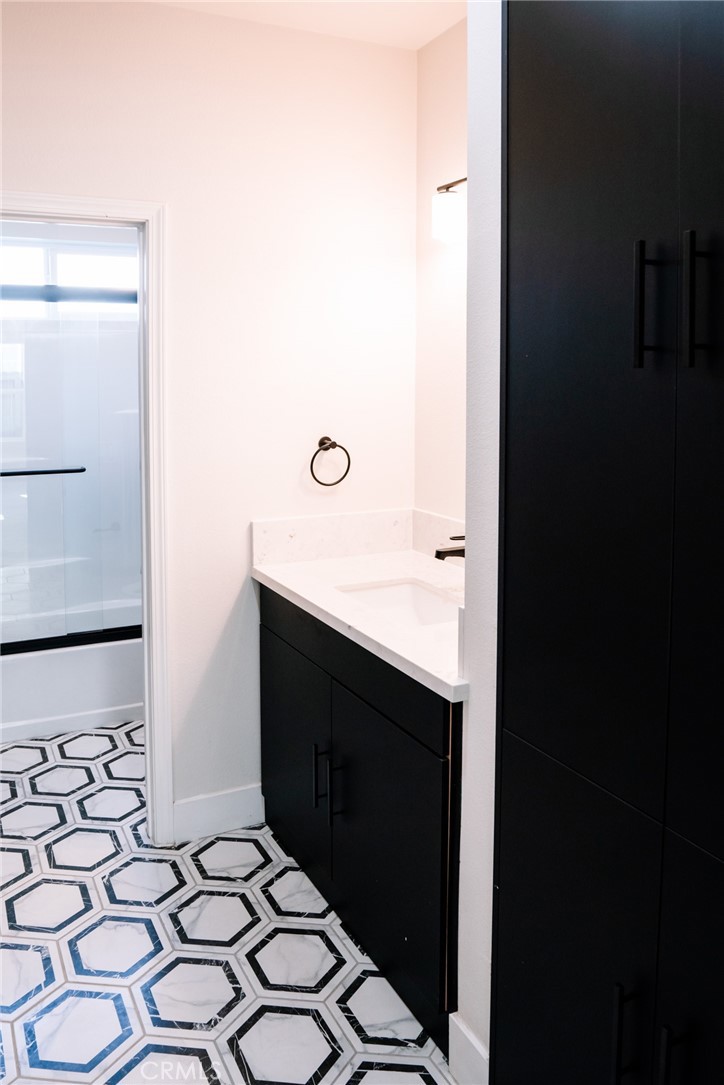 5916 Walnut Avenue Long Beach, CA 90805 - Photo 32 of 34