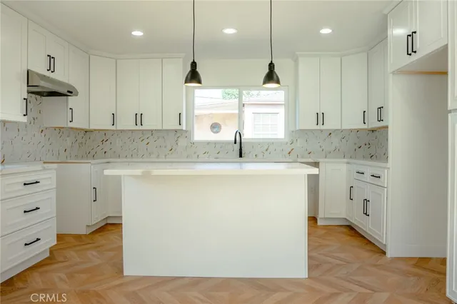 $950,000 | 5916 Walnut Avenue, Long Beach, CA 90805