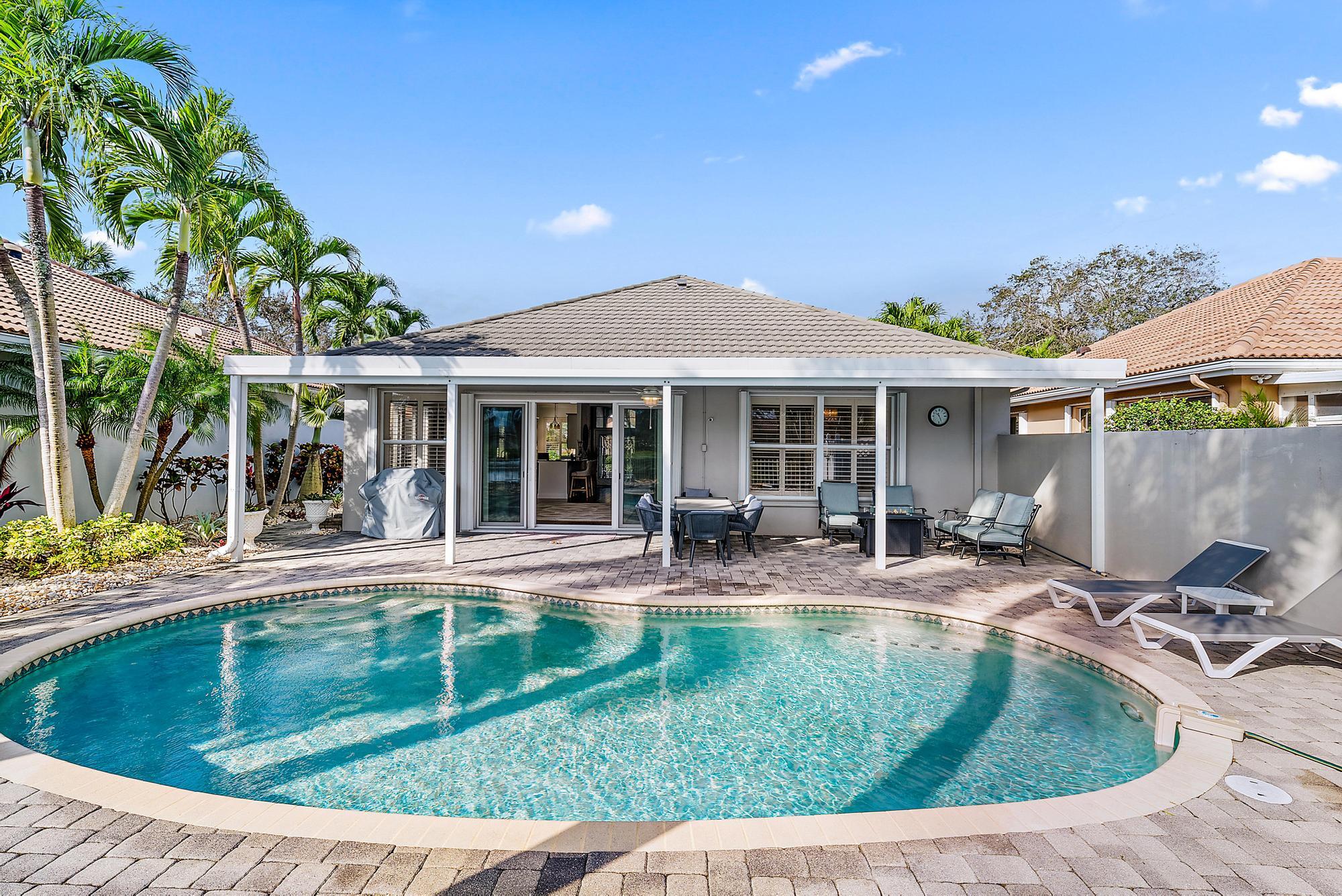 207 South Hampton Drive Jupiter, FL 33458 - Photo 24 of 34 207 S Hampton Dr -44