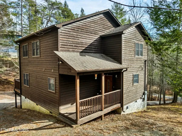 $429,900 | 319 Rainbow Circle, Townsend, TN 37882