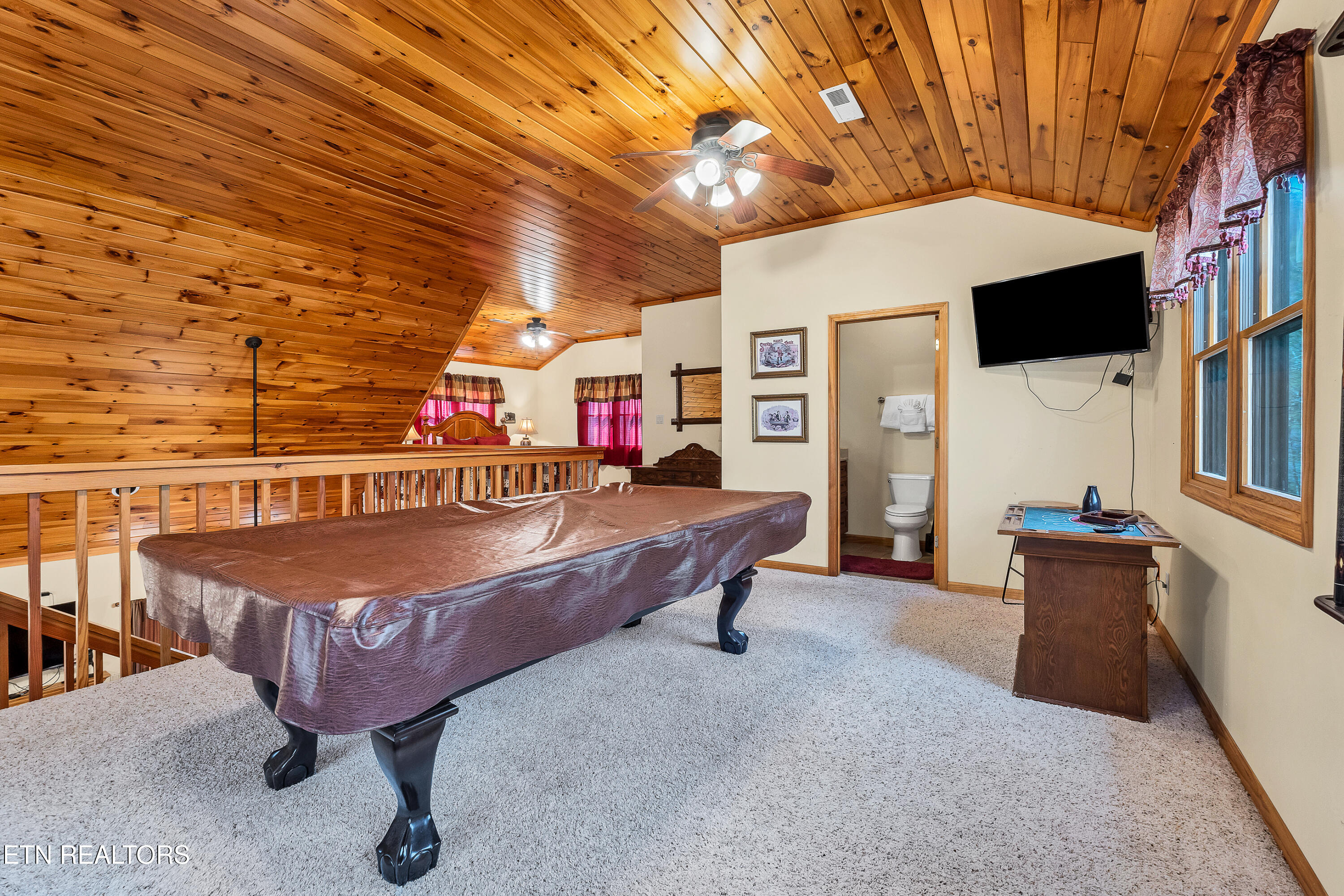 319 Rainbow Circle Townsend, TN 37882 - Photo 14 of 28 Pool Table