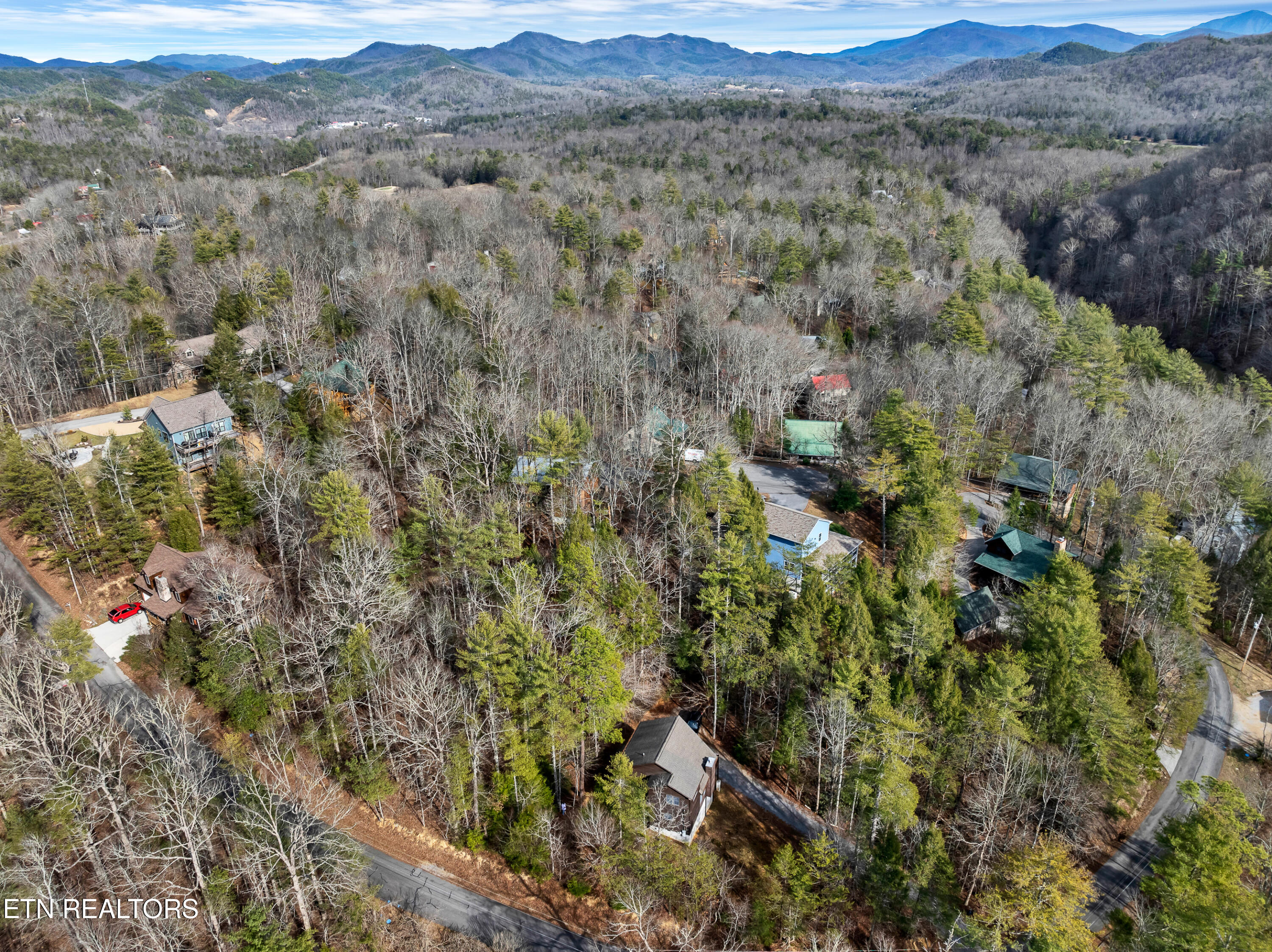 319 Rainbow Circle Townsend, TN 37882 - Photo 25 of 28 Drone