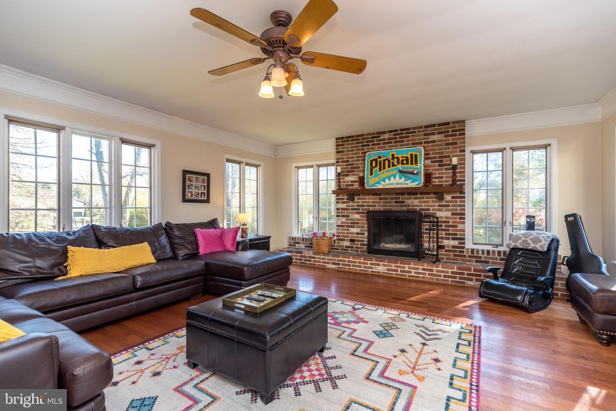 914 Oakbourne Road West Chester, PA 19382 - Photo 18 of 54 Great Room