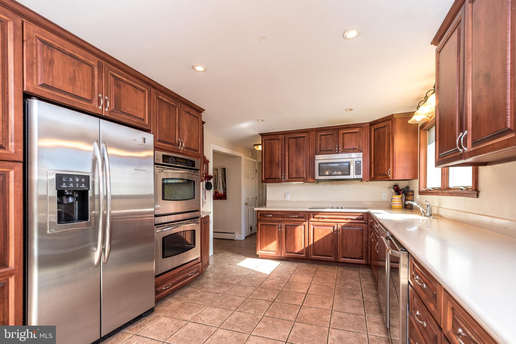 914 Oakbourne Road West Chester, PA 19382 - Photo 6 of 54 Gallery Image 6