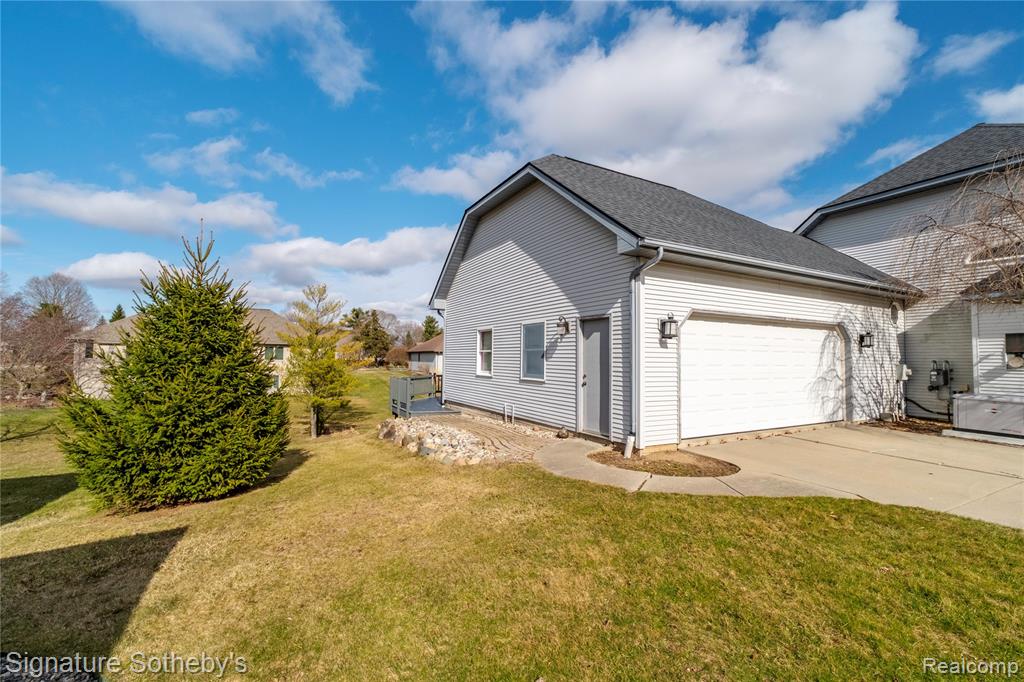 6460 Marble Lane Flushing, MI 48433 - Photo 6 of 44