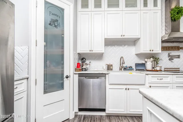 $1,250,000 | 14157 Glen Farms Drive, Glen St. Mary, FL 32040