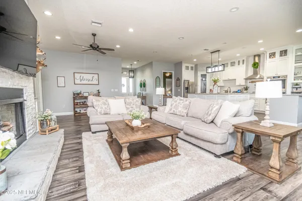 $1,220,000 | 14157 Glen Farms Drive, Glen St. Mary, FL 32040