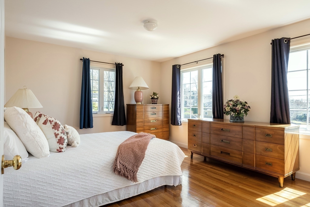 1 Sunset Road Nahant, MA 01908 - Photo 9 of 17 Gallery Image 9