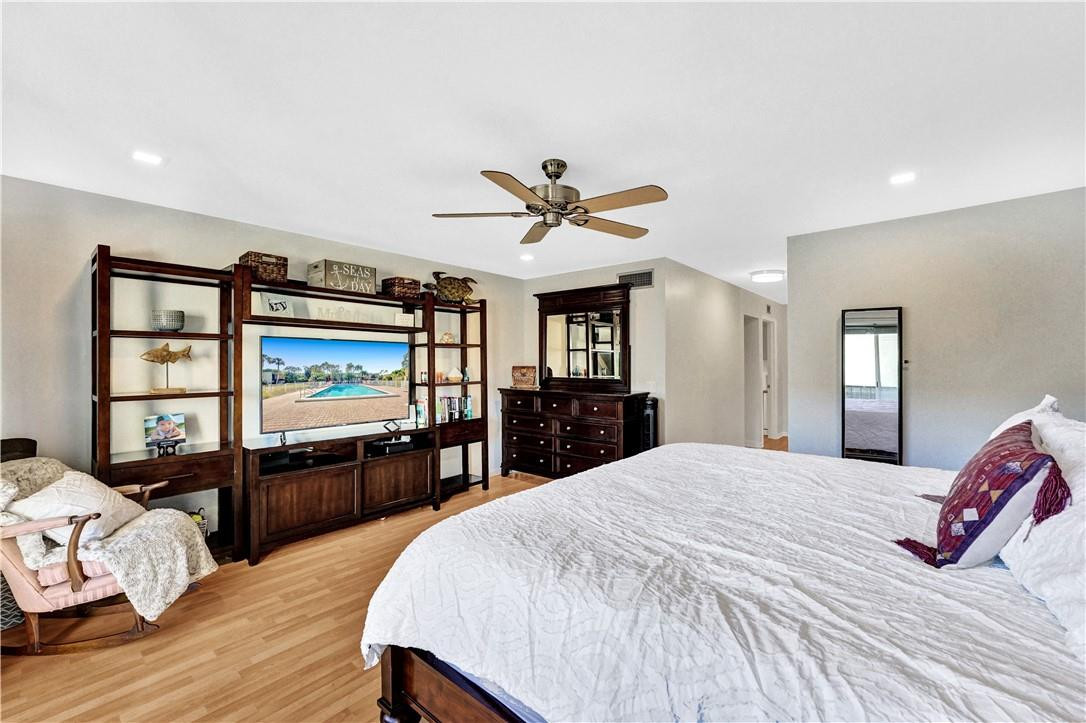 398 Golfview Road, Unit J North Palm Beach, FL 33408 - Photo 32 of 66 Photo 32