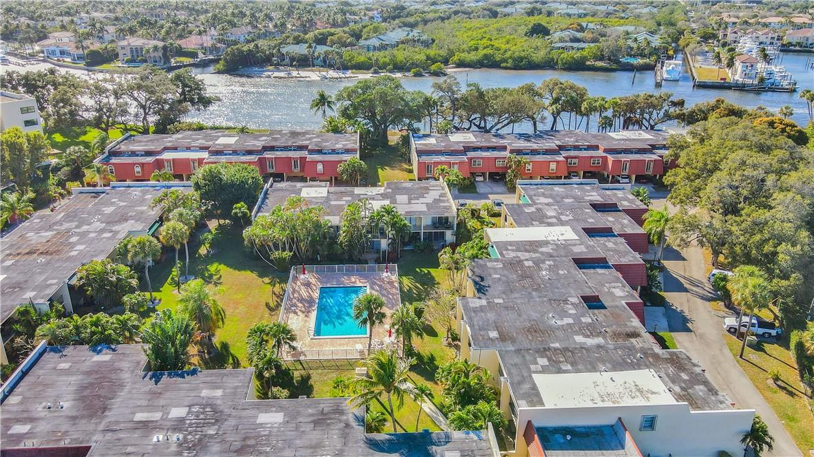 398 Golfview Road, Unit J North Palm Beach, FL 33408 - Photo 38 of 66 Photo 38