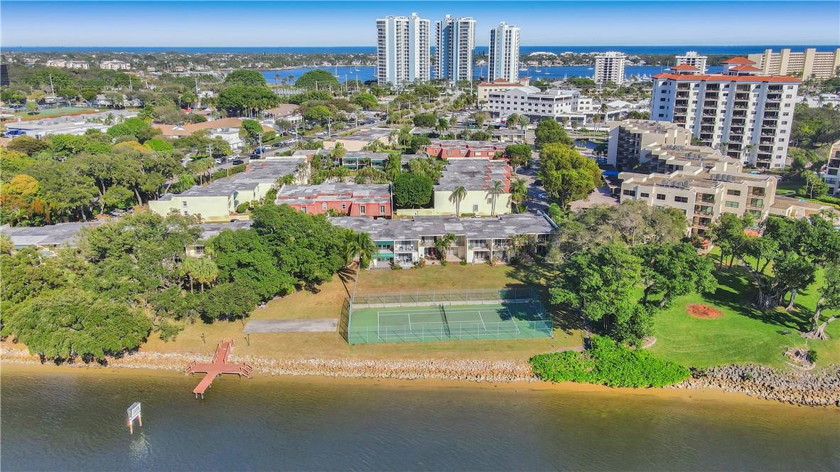 398 Golfview Road, Unit J North Palm Beach, FL 33408 - Photo 42 of 66 Photo 42