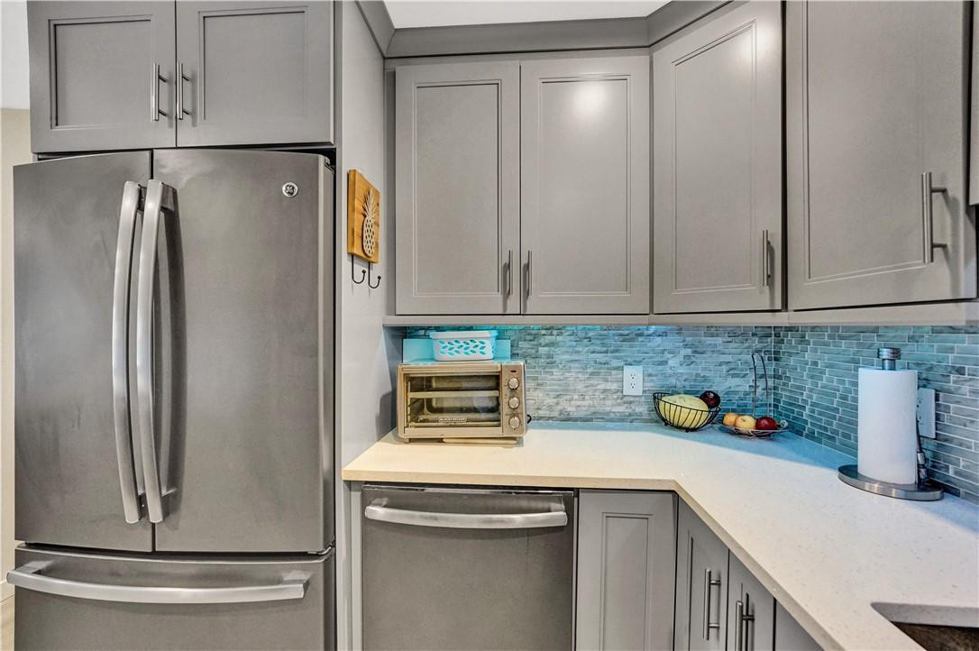 398 Golfview Road, Unit J North Palm Beach, FL 33408 - Photo 10 of 66 Photo 10