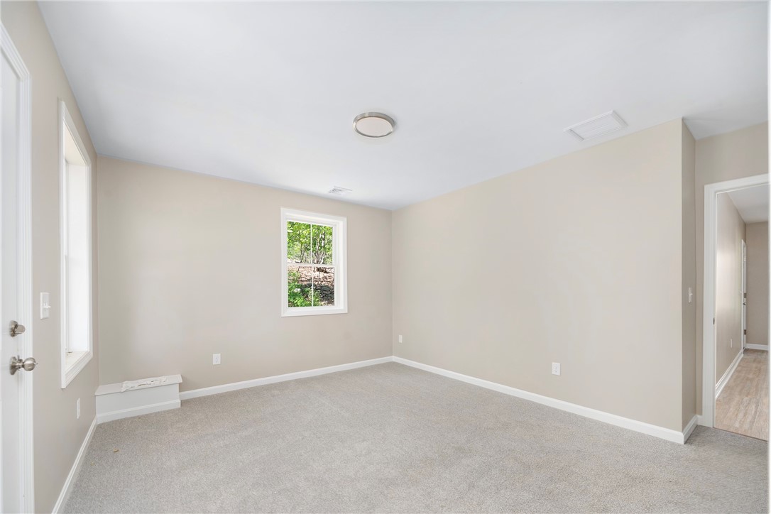 40 Farnum Pike, Unit 4 Smithfield, RI 02917 - Photo 19 of 34
