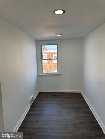 $1,800 | 1203 Edgehill Road, Darby, PA 19023