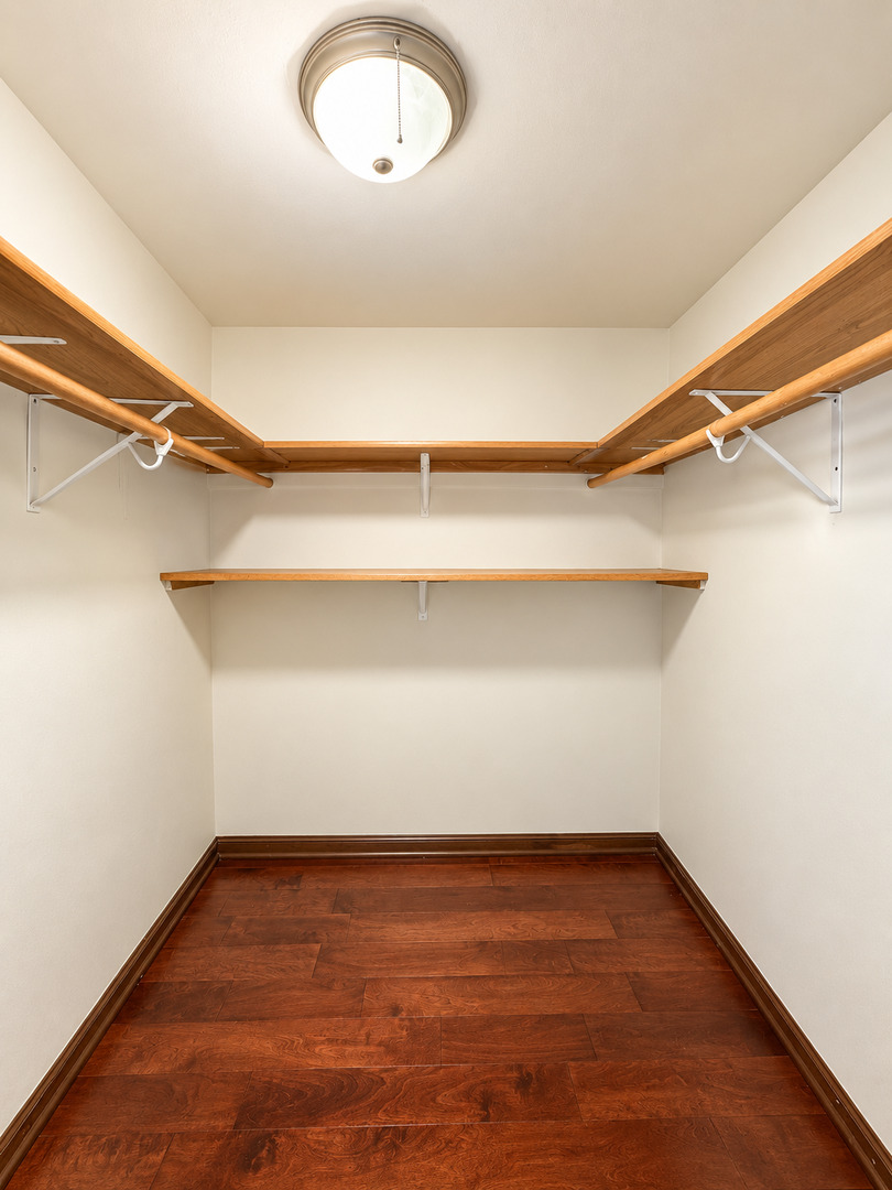 1239 Chalet Road, Unit 101 Naperville, IL 60563 - Photo 11 of 21 Gallery Image 11