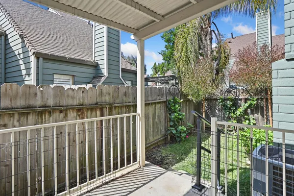 $265,000 | 8667 Mariners Drive, Unit 83, Stockton, CA 95219