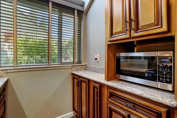 $265,000 | 8667 Mariners Drive, Unit 83, Stockton, CA 95219