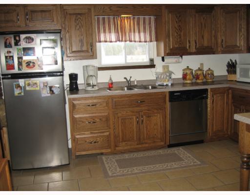 1219 Cornplanter Road Cabot, PA 16023 - Photo 4 of 15 Kitchen.