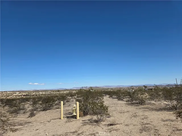 $85,000 | 61330 Aberdeen Drive, Joshua Tree, CA 92252