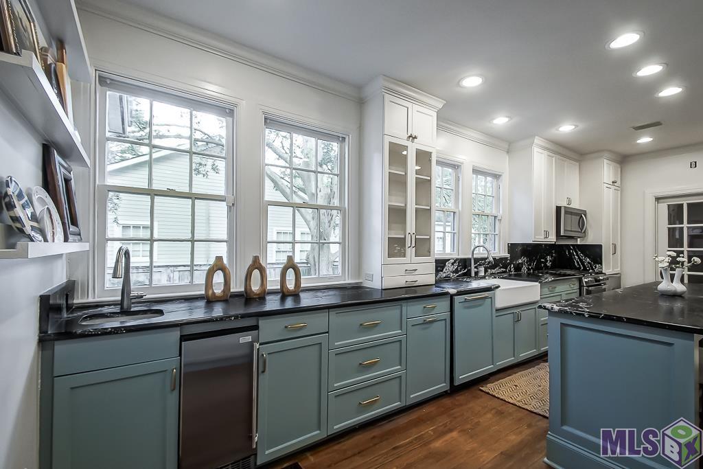 2221 Olive Street Baton Rouge, LA 70806 - Photo 11 of 33 Kitchen at Sink
