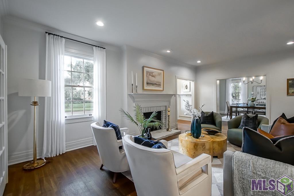 2221 Olive Street Baton Rouge, LA 70806 - Photo 7 of 33 LIvign Room with Fireplace