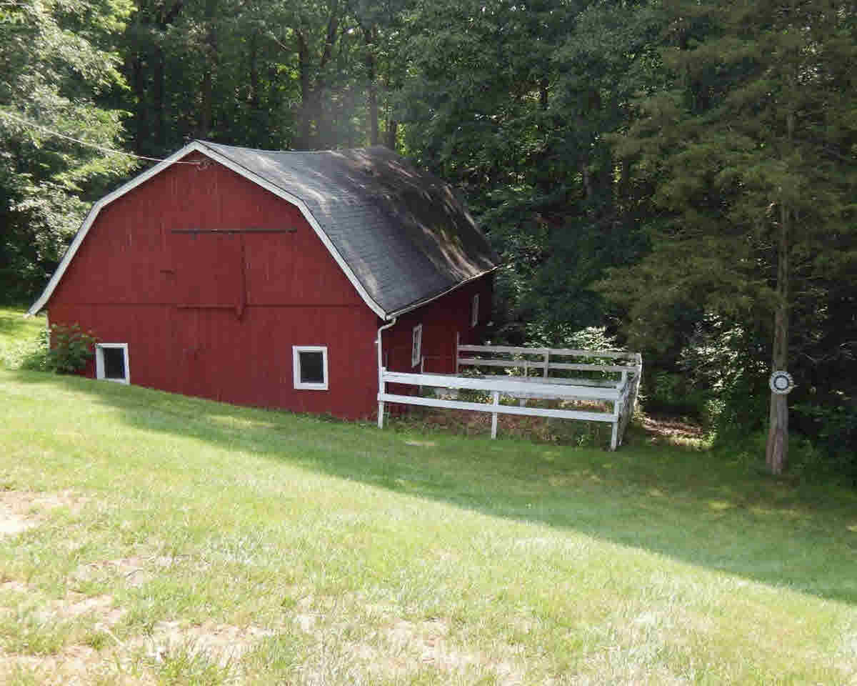 7196 North McKinley Road Flushing, MI 48433 - Photo 45 of 51 21320202-44.JPG