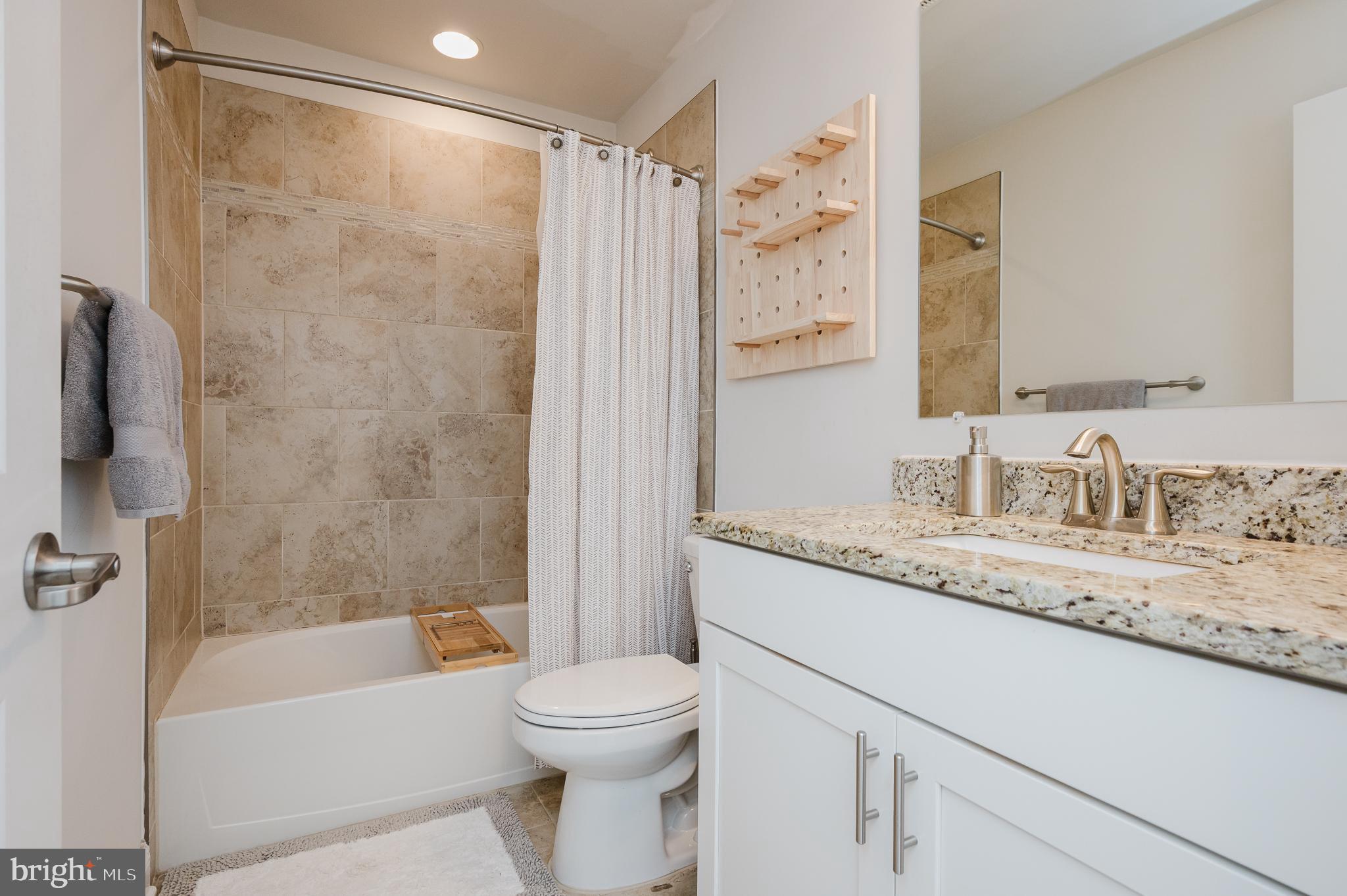 1226 Gaston Road Aberdeen, MD 21001 - Photo 29 of 47 Hall Bath w/ granite vanity & ceramic tile
