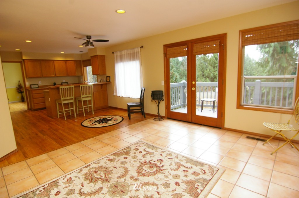 2520 243rd Place Southeast Bothell, WA 98021 - Photo 12 of 19