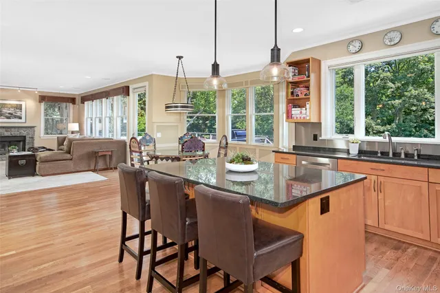 $2,599,000 | 17 Byram Meadows Road, Armonk, NY 10504