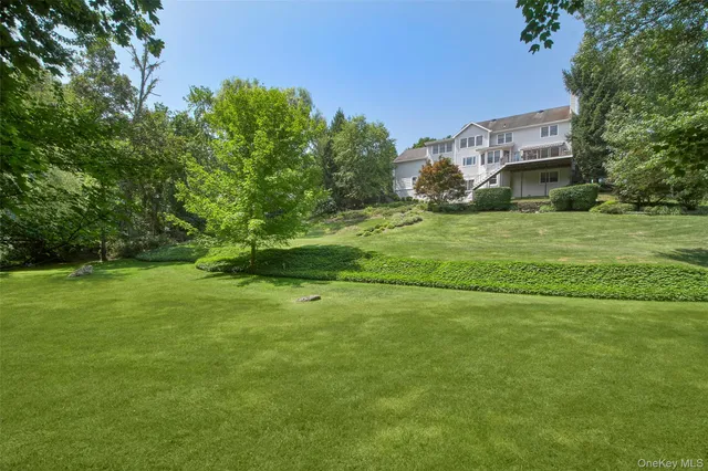 $2,599,000 | 17 Byram Meadows Road, Armonk, NY 10504