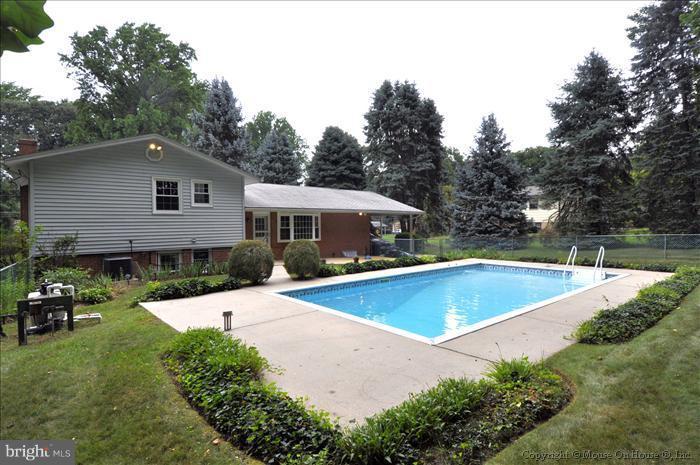 2203 Musgrove Road Silver Spring, MD 20904 - Photo 25 of 30 Exterior (Rear)