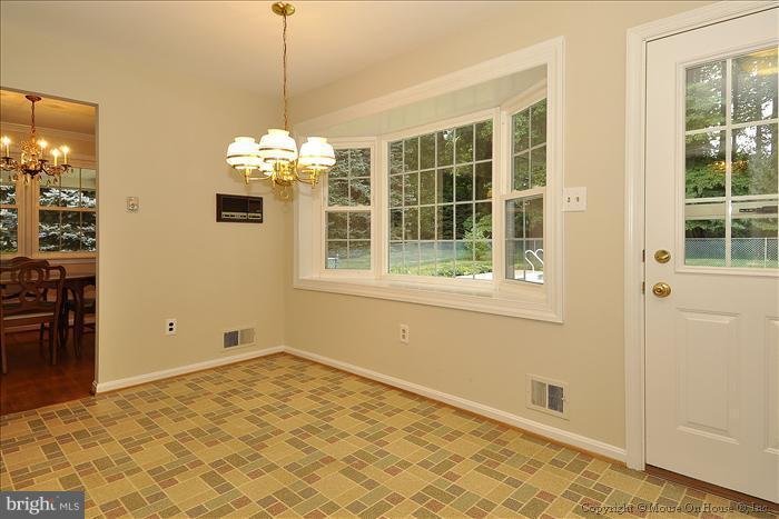 2203 Musgrove Road Silver Spring, MD 20904 - Photo 9 of 30 Kitchen