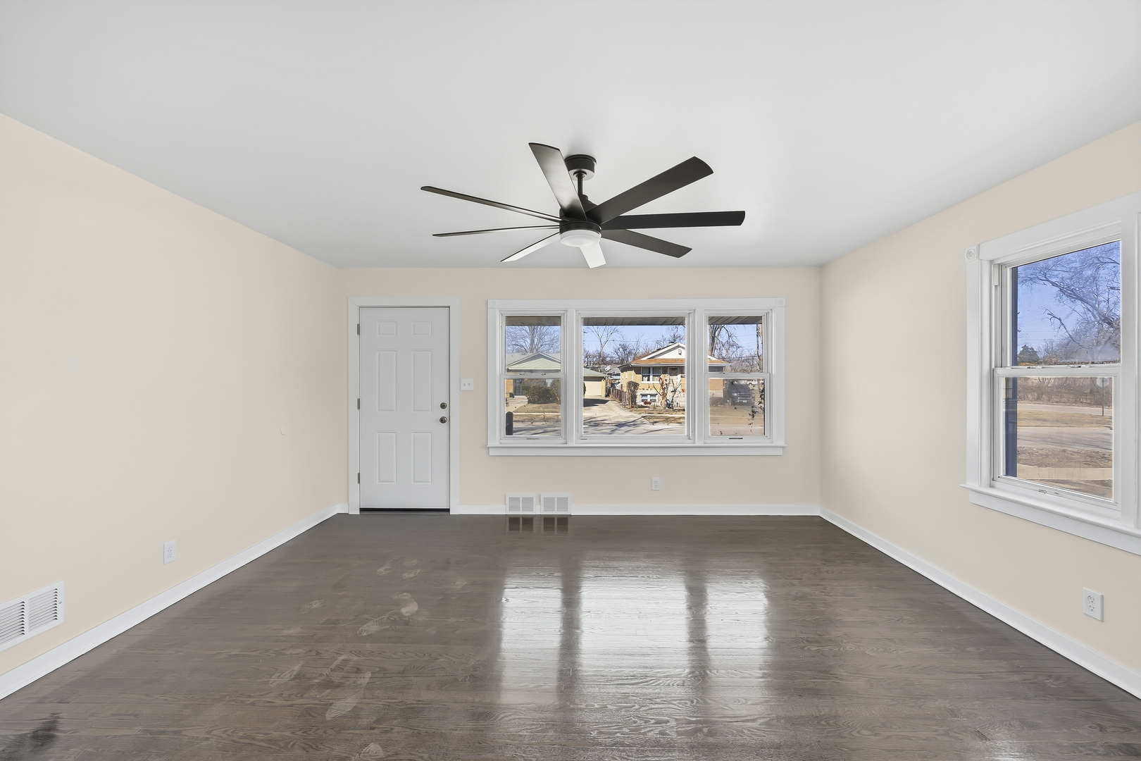 330 West Hickory Street Chicago Heights, IL 60411 - Photo 10 of 22