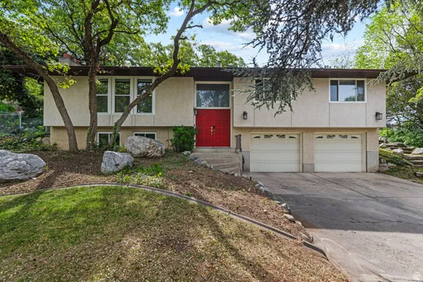 $579,000 | 187 Bayview Drive, Farmington, UT 84025