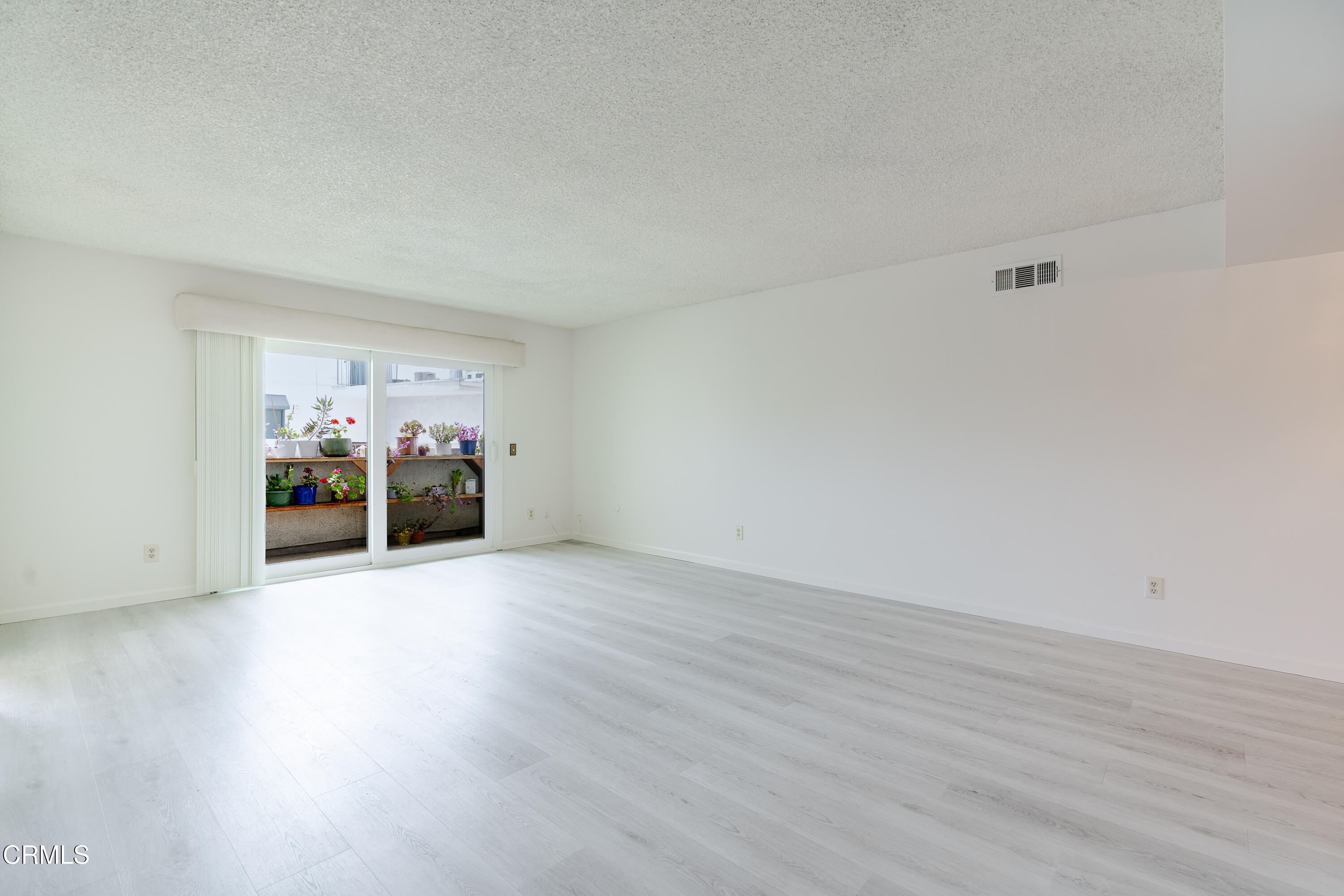 500 Jackson Place, Unit 313 Glendale, CA 91206 - Photo 3 of 19 wooden floor in a room