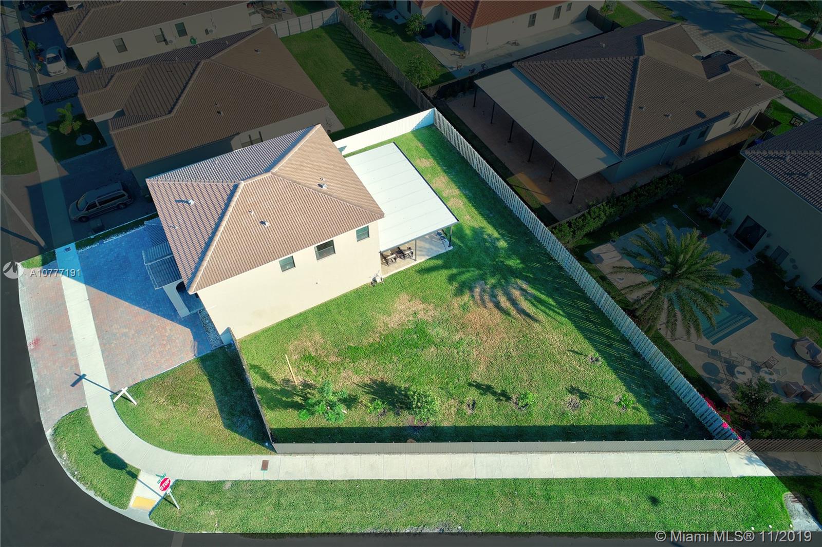 13480 Southwest 276th Street Homestead, FL 33032 - Photo 5 of 15