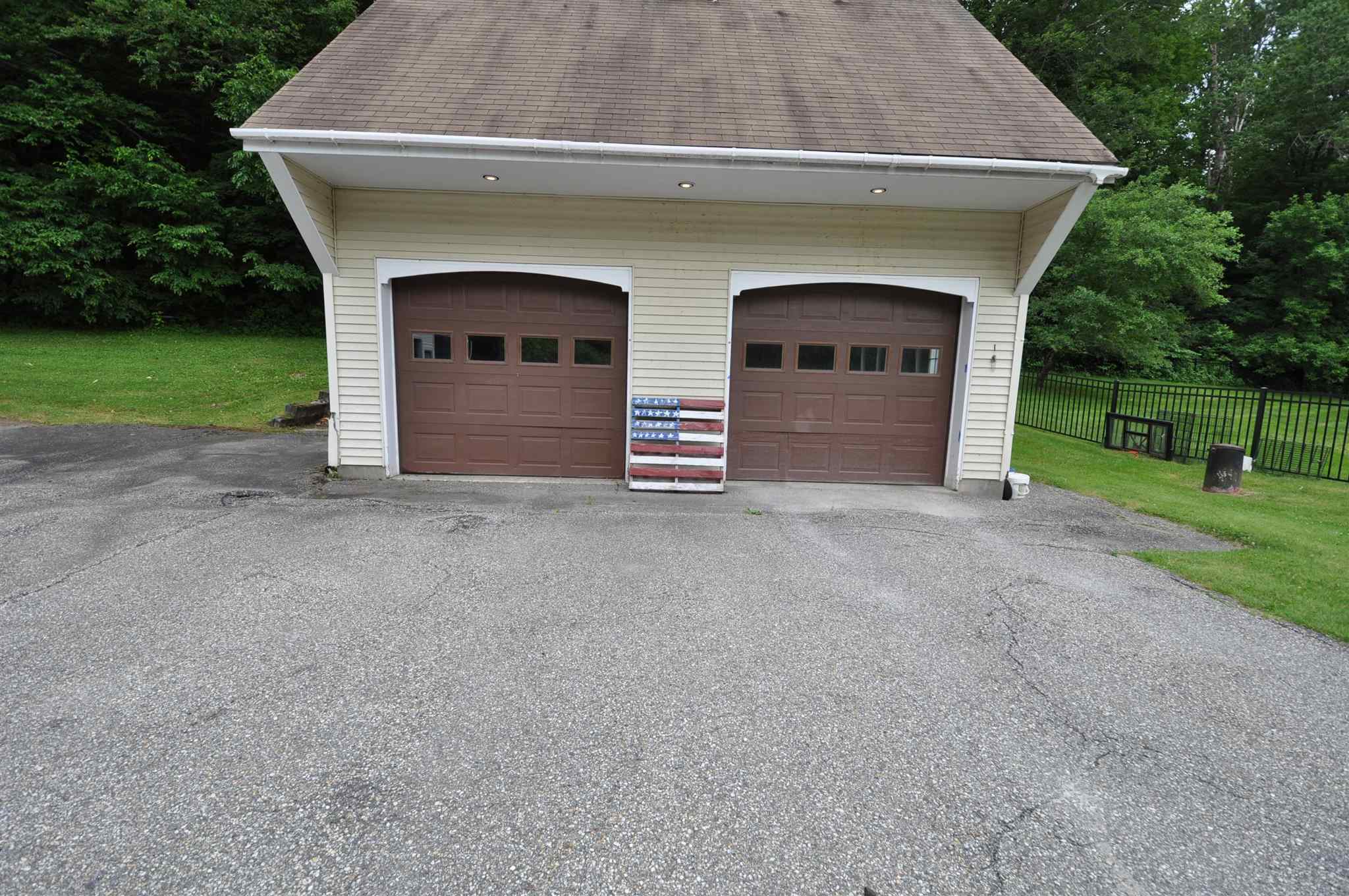 842 Lower Hollow Road Dorset, VT 05251 - Photo 14 of 20 Gallery Image 14
