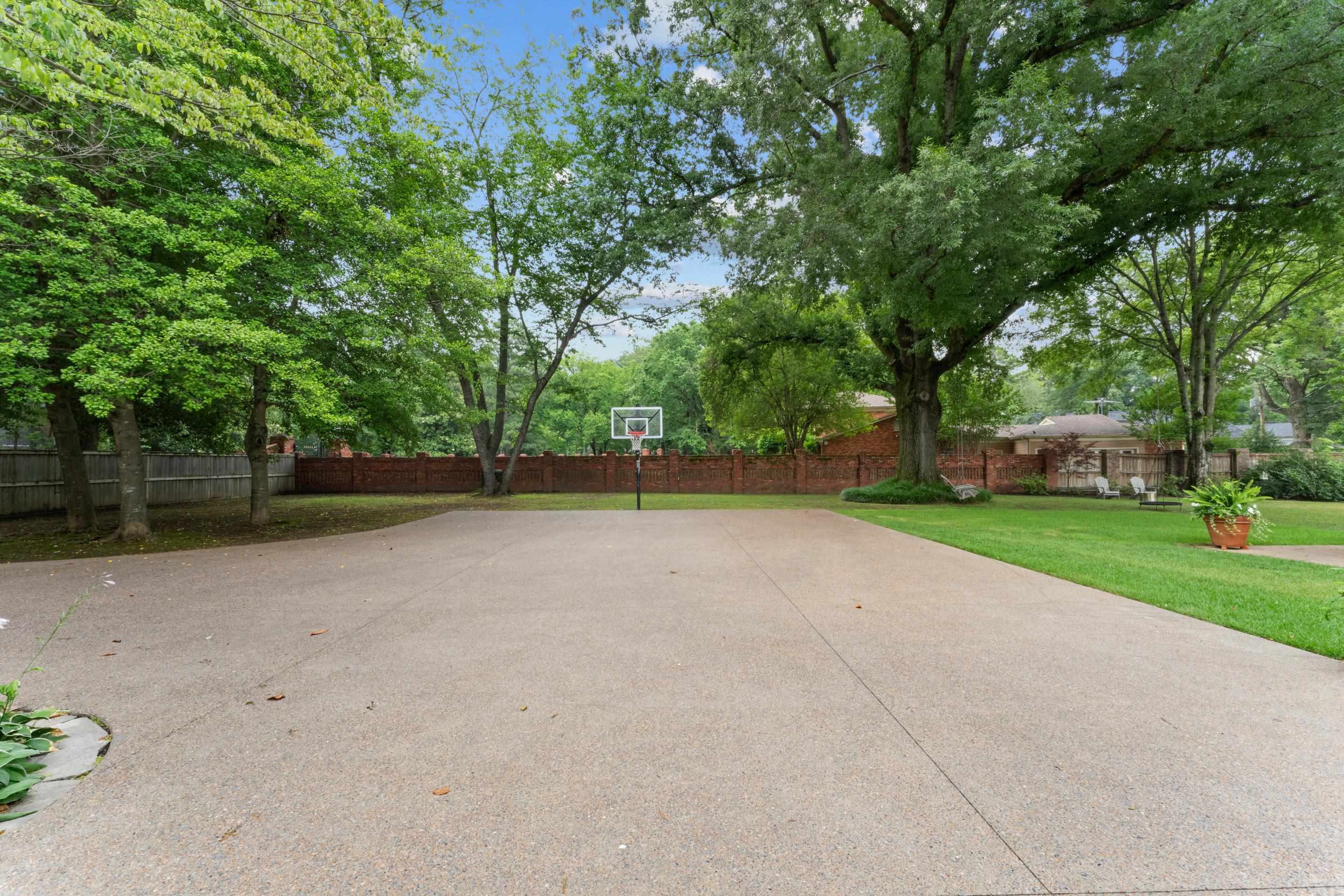 1226 Fair Meadow Road Memphis, TN 38117 - Photo 37 of 40 Check out all the space to play basketball.
