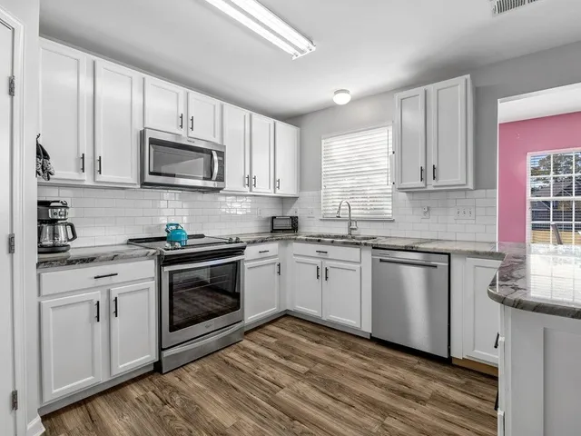 $289,999 | 404 Sweeny Court, Boiling Springs, SC 29316