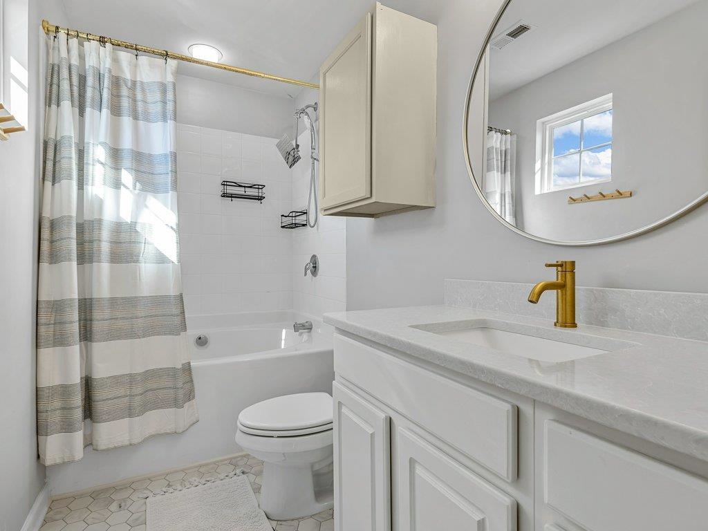 404 Sweeny Court Boiling Springs, SC 29316 - Photo 23 of 34