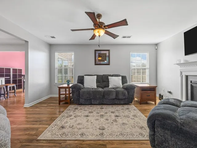 $289,999 | 404 Sweeny Court, Boiling Springs, SC 29316