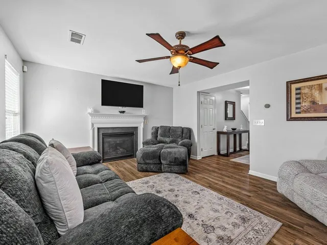 $289,999 | 404 Sweeny Court, Boiling Springs, SC 29316