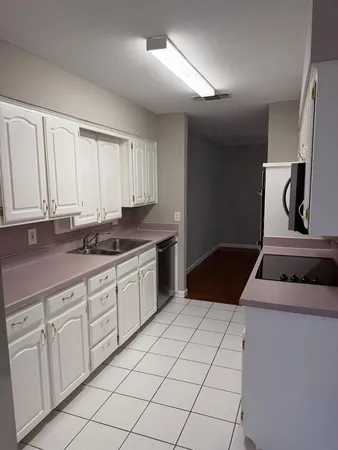 $2,400 | 411 East Alexander Lane, Euless, TX 76040