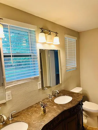 $2,400 | 411 East Alexander Lane, Euless, TX 76040