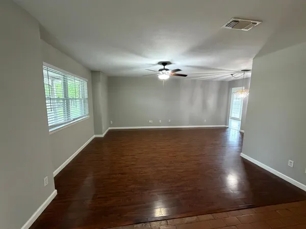 $2,400 | 411 East Alexander Lane, Euless, TX 76040