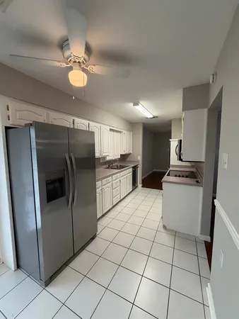 $2,400 | 411 East Alexander Lane, Euless, TX 76040